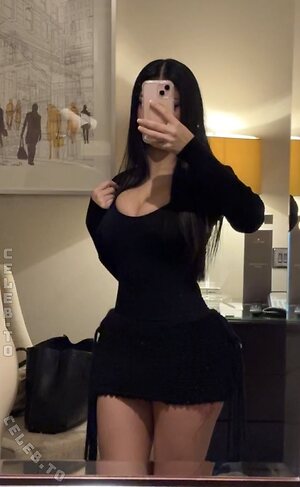 melodi.mzd Nude Leaked Photo #10