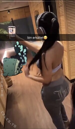 melodi.mzd leaked photo #92