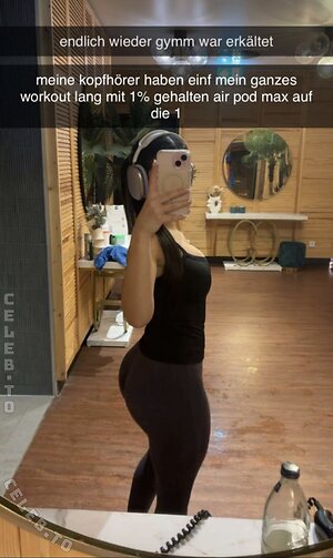 melodi.mzd leaked photo #103