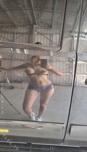 melonfarmerswife Nude Leaked Photo #5