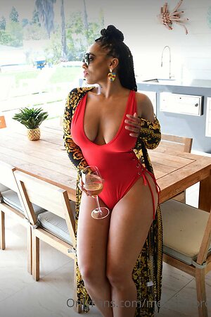 Melyssa Ford leaked photo #19