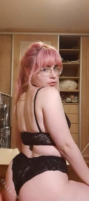 Mendeni (hungarian) Nude Leaked Photo #112