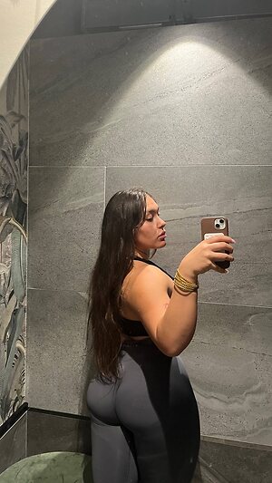Menekşe Nur Fırat leaked photo #2