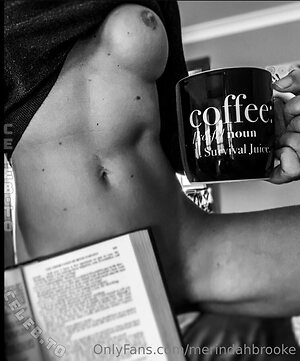 Merindahbrooke Nude Leaked Photo #89