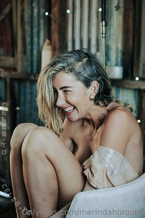 Merindahbrooke photo