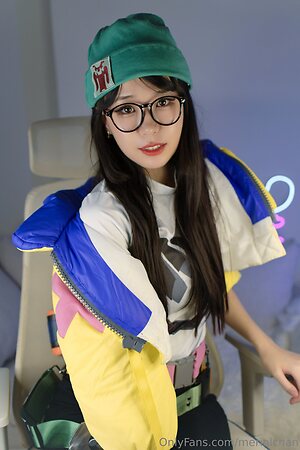 meriol_chan leaked photo #3