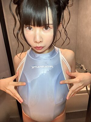 Meru leaked photo #33