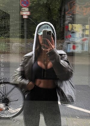 Merve Özkan Nude Leaked Photo #18