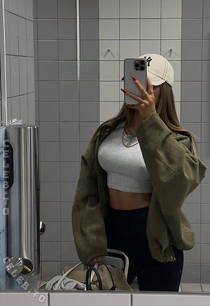 Merve Özkan Nude Leaked Photo #77