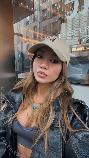 Merve Özkan Nude Leaked Photo #91