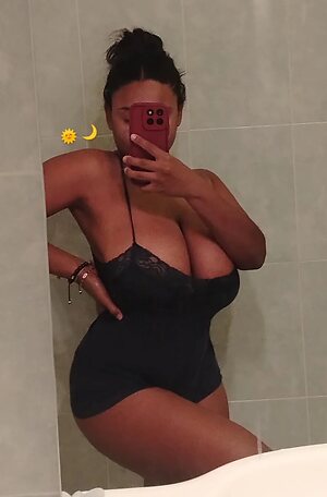 Mery G Nude Leaked Photo #13