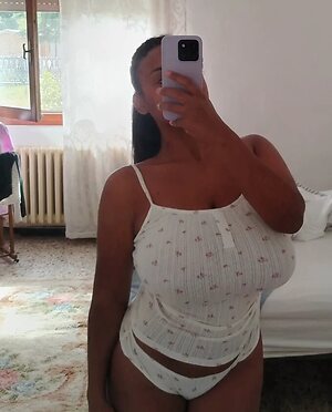 Mery G