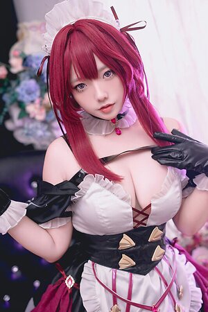 Messie Huang leaked photo #158