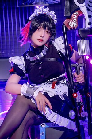 Messie Huang leaked photo #177