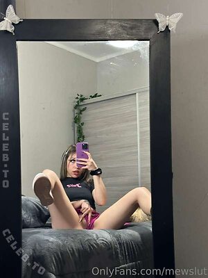 Mewslut Nude Leaked Photo #81