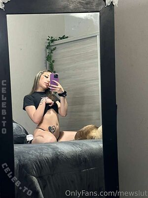 Mewslut Nude Leaked Photo #97