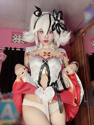 Meya leaked photo #2