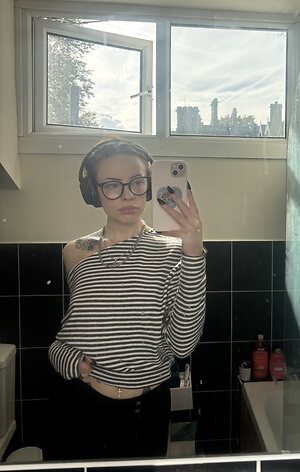 mformorphine leaked photo #5