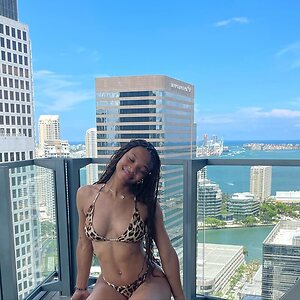 Mia ASMR leaked photo #2