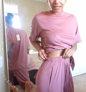 Mia Gates photo
