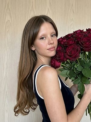 Mia Goth leaked photo #33