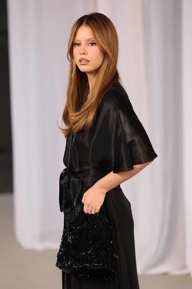 Mia Goth leaked photos