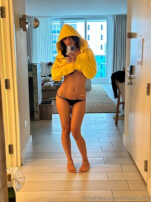 Mia Khalifa leaked photo #306
