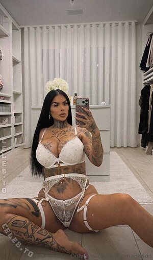 Mia Madisson