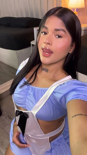 Mia-Medina leaked photo #4