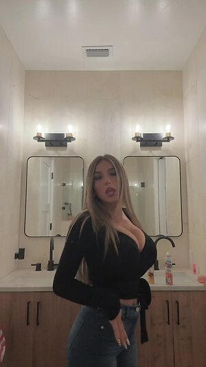 Mia P Nude Leaked Photo #49