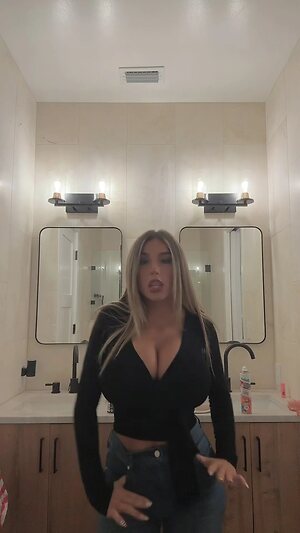 Mia P Nude Leaked Photo #50
