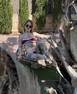 Mia Plaisir photo