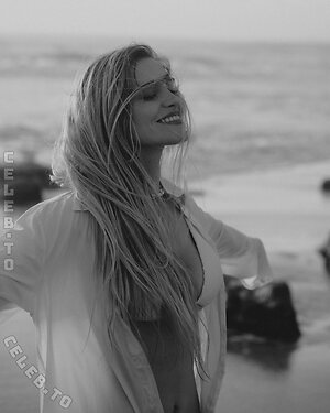 Mia-Sophie Neuland photo