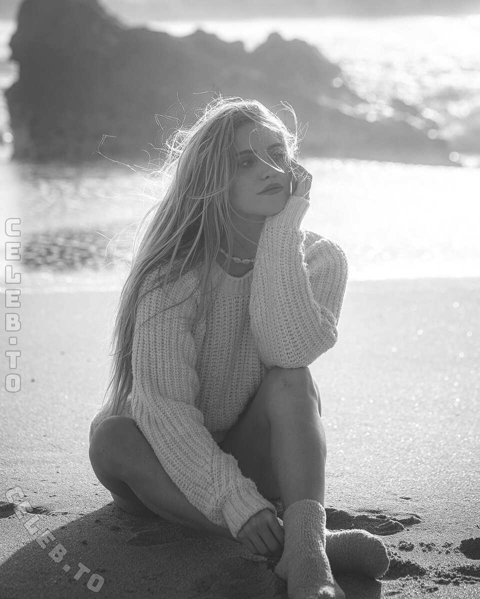 Mia-Sophie Neuland photo