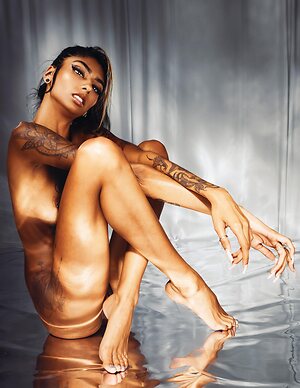 Mia Vanity Nude Leaked Photo #18