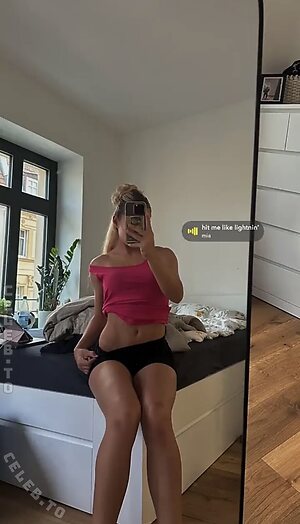 Mia werner Nude Leaked Photo #8