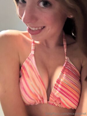 miabrielle31 leaked photo #11