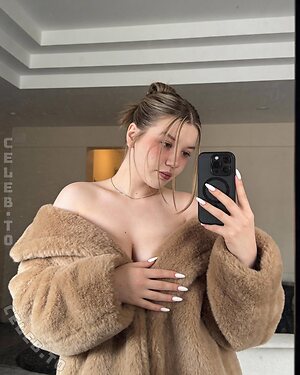 Miavienna Nude Leaked Photo #16