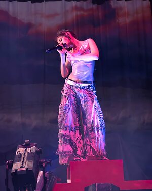 Mica Tenenbaum leaked photo #8