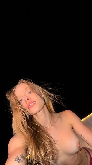 Michelle andrezza leaked photo #12