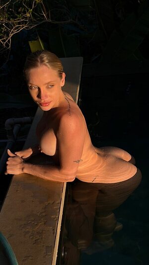 Michelle andrezza leaked photo #14