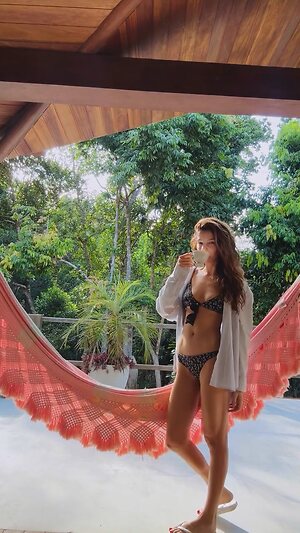Michelle Batista leaked photo #8