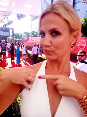 Michelle Beadle leaked photo #16