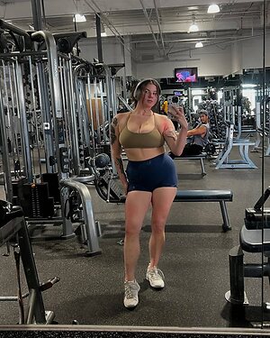 Michelle D. leaked photo #3
