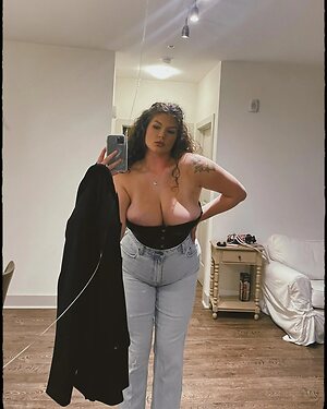 Michelle D. Nude Leaked Photo #35