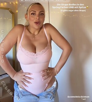 Michelle Daniaux Nude Leaked Photo #20