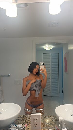 Michelle Diaz leaked photo #68