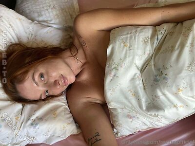 Michelle H. aka The Red Fox