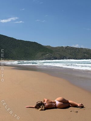 Michelle Hartmann Nude Leaked Photo #55