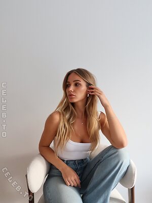 Michelle Hartmann leaked photo #115